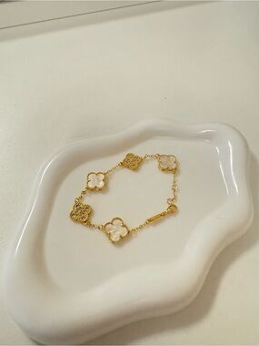 Gold Floral Clover Bracelet with White Accents. Non-tarnish 18k gold plated.